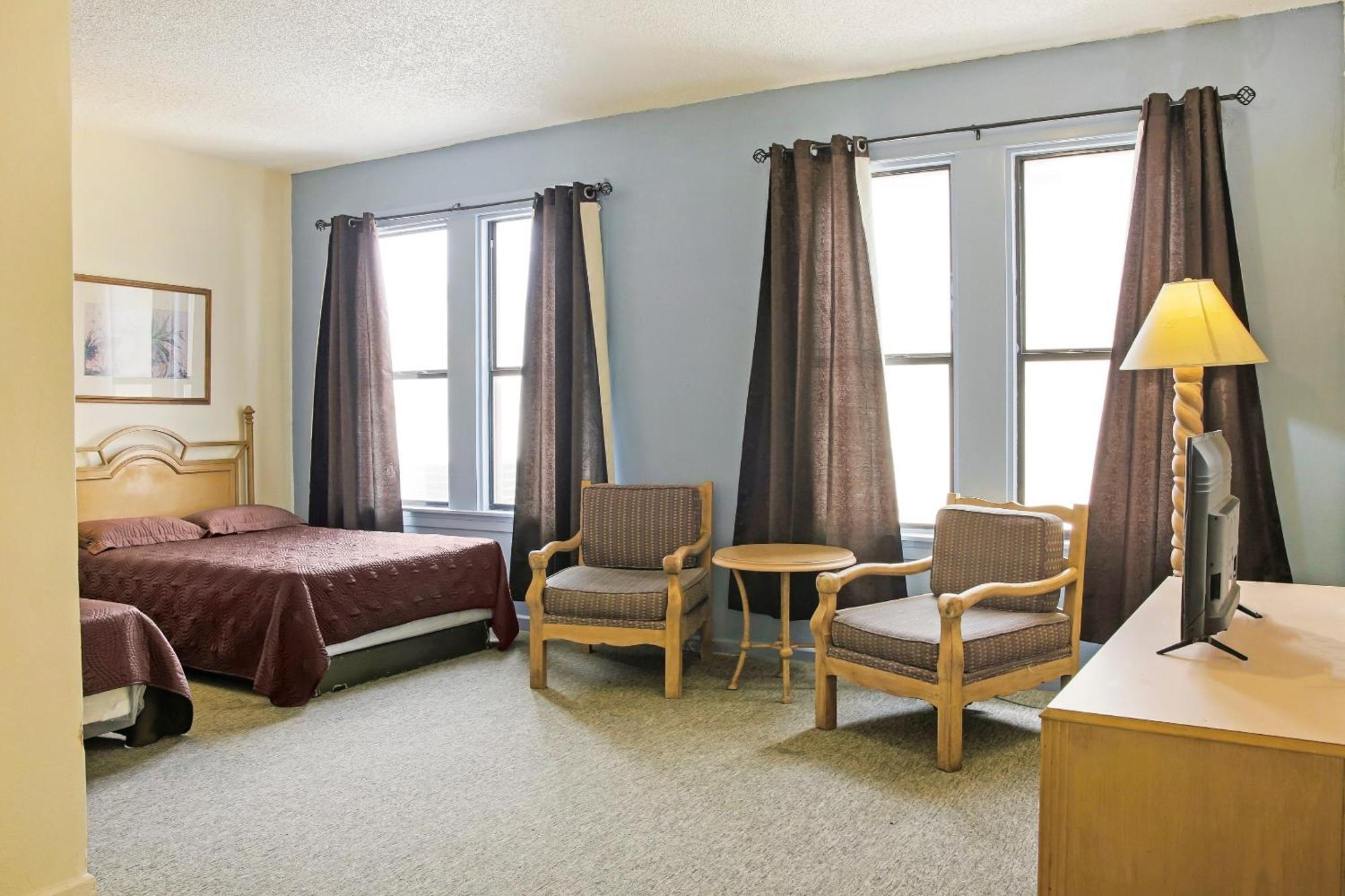 Oyo Historic Cameron Hotel Brownsville I-69E 外观 照片