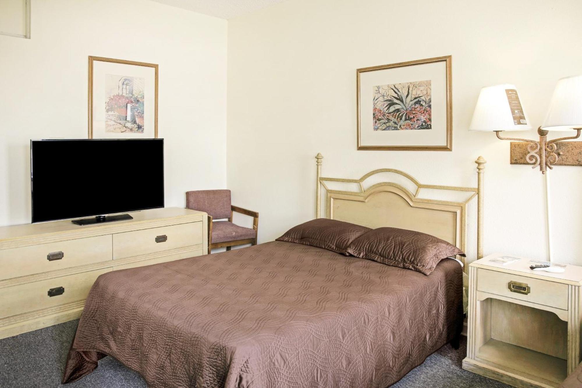 Oyo Historic Cameron Hotel Brownsville I-69E 外观 照片