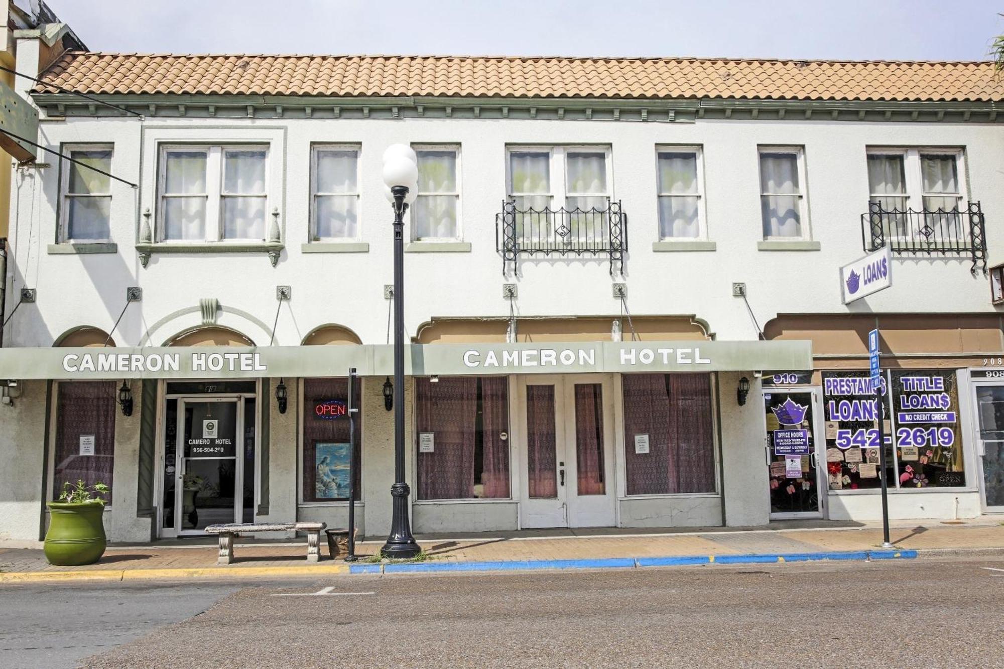 Oyo Historic Cameron Hotel Brownsville I-69E 外观 照片